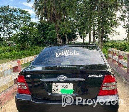 Toyota Corolla . 2003