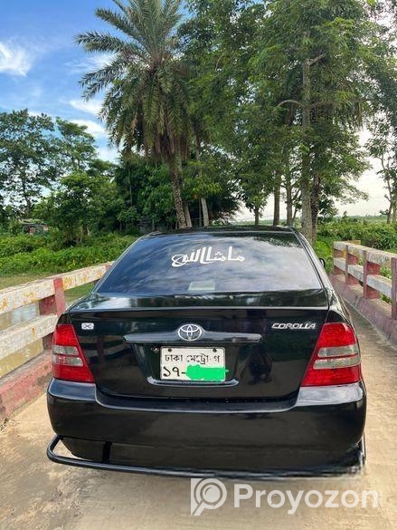 Toyota Corolla . 2003