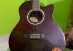 Guiter for sell