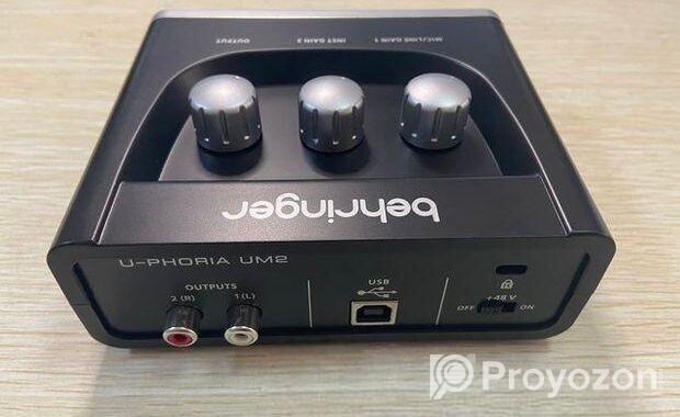 Behringer U-PHORIA UM2 Audio Interface