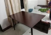 REGAL Dining table with Glass Cover