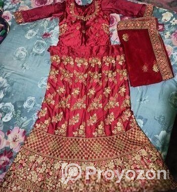 ব্রাইডাল লেহেঙ্গা