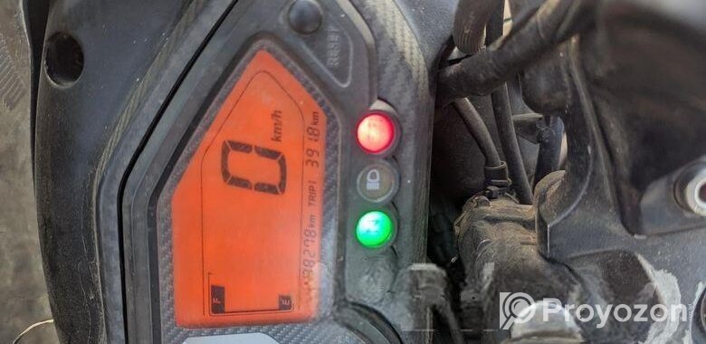 Bajaj Pulsar 150 . 2019
