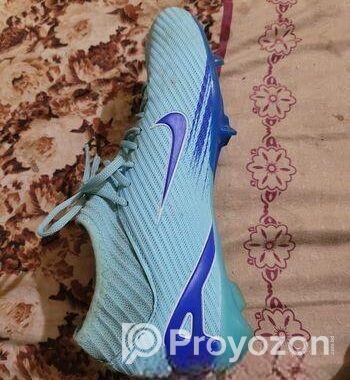 Nike 42 বুট