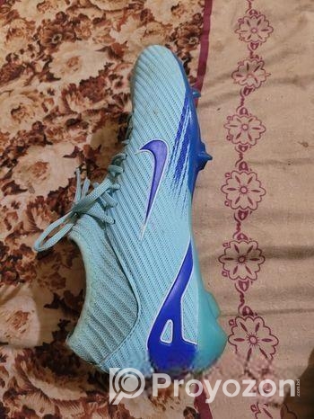Nike 42 বুট