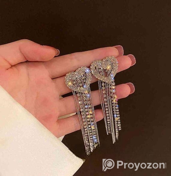 কানের ঝুমকা