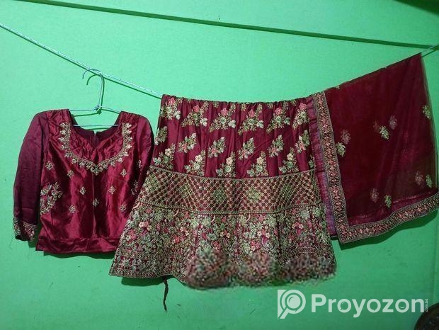 ব্রাইডাল লেহেঙ্গা