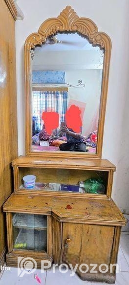 সেগুন কাঠের ড্রেসিং টেবিল