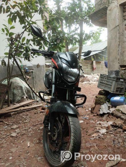 Hero Hunk Motorbike 2021