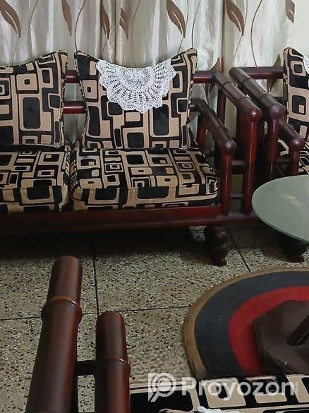 সেগুন কাঠের সোফা