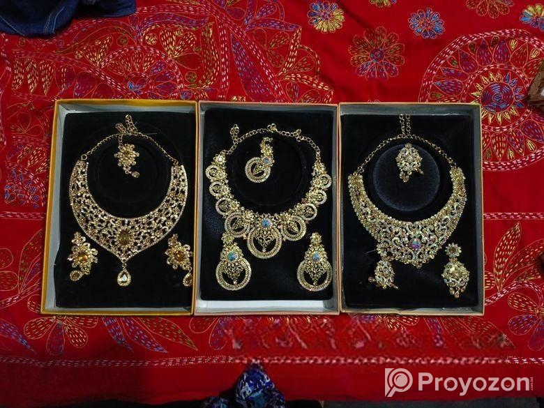 জুয়েলারি সেট কিনুন