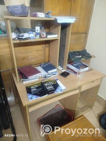 Computer Table Sell Post