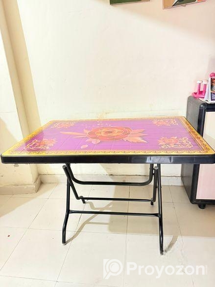 1 Four Seat RFL Plastic Table &4 Chair