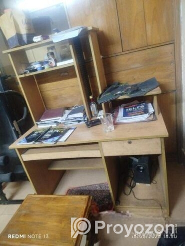 Computer Table Sell Post