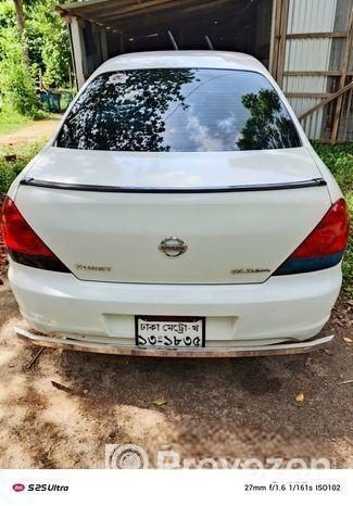 Nissan Sunny ex Salon 2011