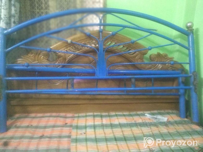 খাট টি ভালো আছে দেখে নিতে পারবেন