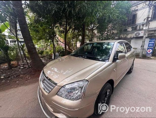 Toyota Premio . 2003