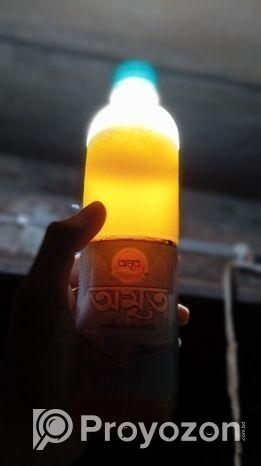 অরিজিনাল মধু গ্ৰামের গাছ থেকে সংগ্রহ করা