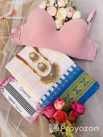 মেয়েদের শাড়ি