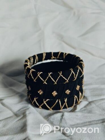 Bracelets sell hobe