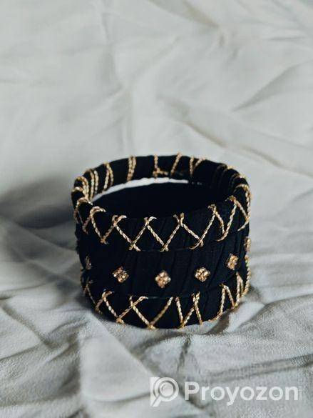 Bracelets sell hobe