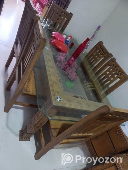 ডাইনিং টেবিল বিক্রি হবে