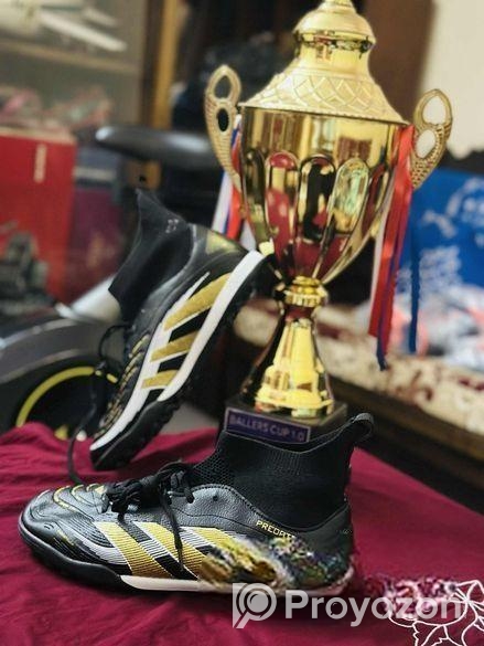 HIGH NICK FOOTBALL TURF