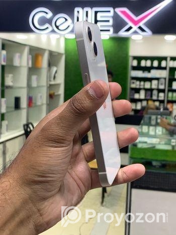 Apple iPhone 13 white 256gb kh/a (Used)