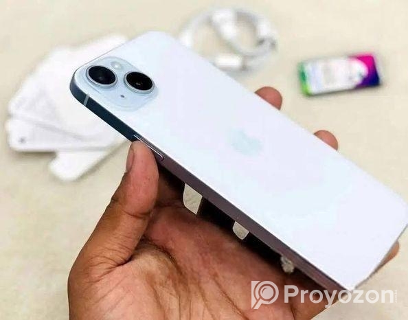 Apple iPhone 15 256GB Health: 88% (Used)