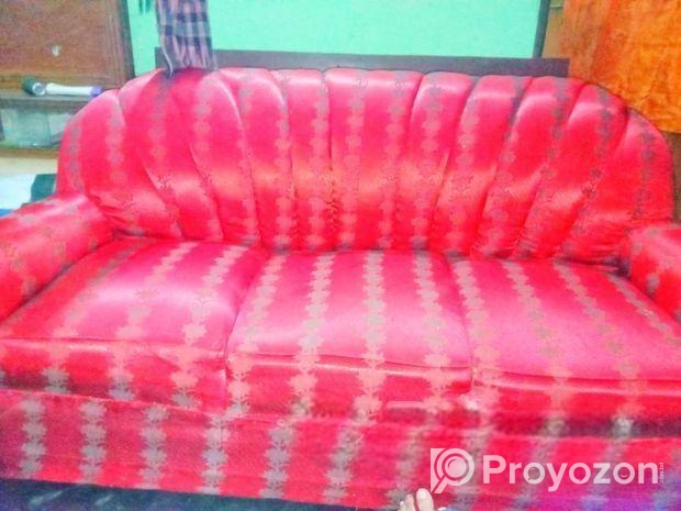 সোফা বিক্রি করা হবে