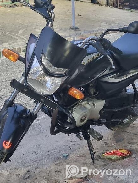 Bajaj Platina 100 . 2020