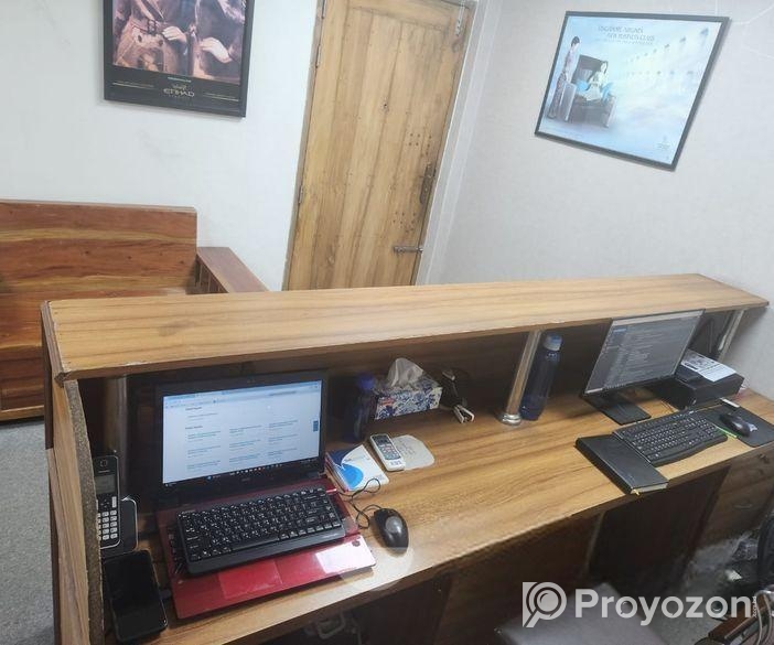 Reception Table 8 feet