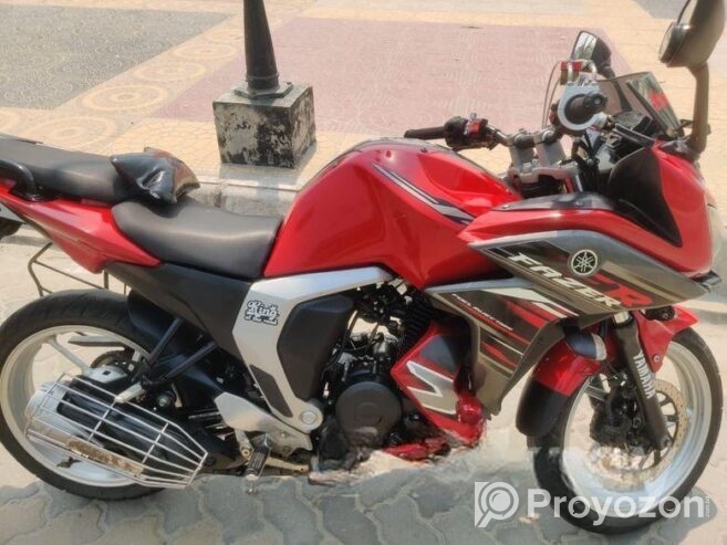 Yamaha Fazer . 2020