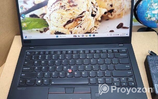Lenovo thinkpad X1 Carbon 2k Display i5 8th 8GB Ra