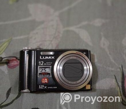 Digital camera