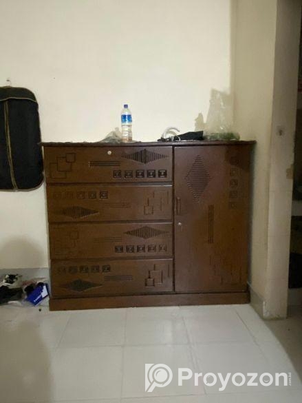 ৫ ফিট বাই ৪ ওয়ারড্রব