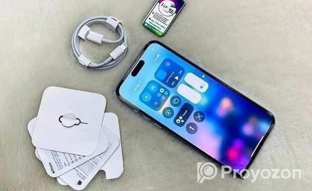 Apple iPhone 15 256GB Health: 88% (Used)