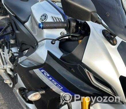 Yamaha R15 M 2022