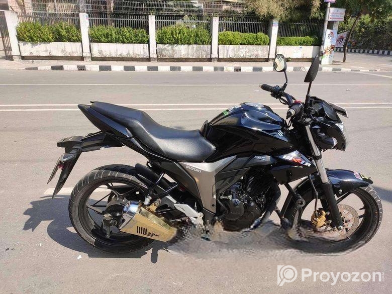 Suzuki Gixxer Monotone . 2021