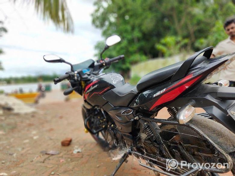 Bajaj Pulsar 150 2023
