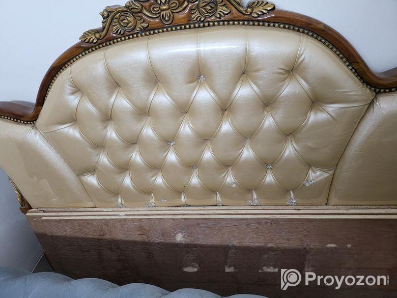 Queen Size bed Shegun wood