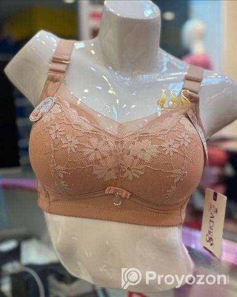 Ladies demandable bra