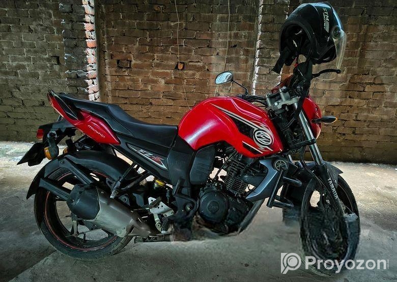 Yamaha FZS . 2015