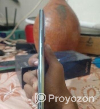 Vivo V21e Exchange possible (Used)