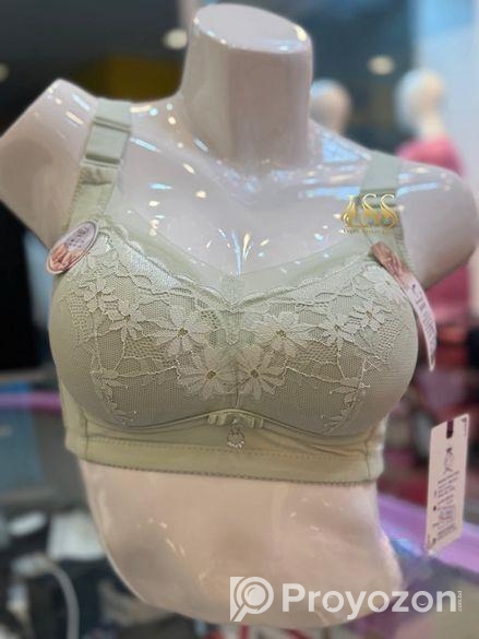Ladies demandable bra