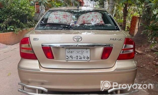 Toyota Premio . 2003