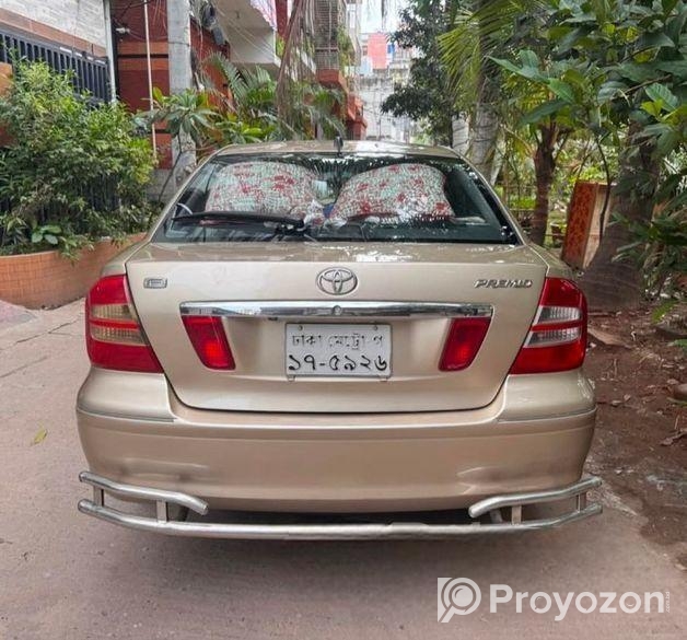 Toyota Premio . 2003