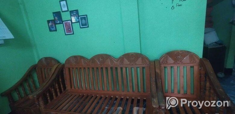 সেগুন গাছের ৫সিটের সোফা বিক্রি করবো।