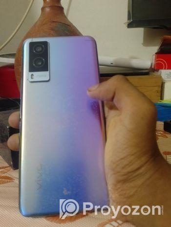 Vivo V21e Exchange possible (Used)