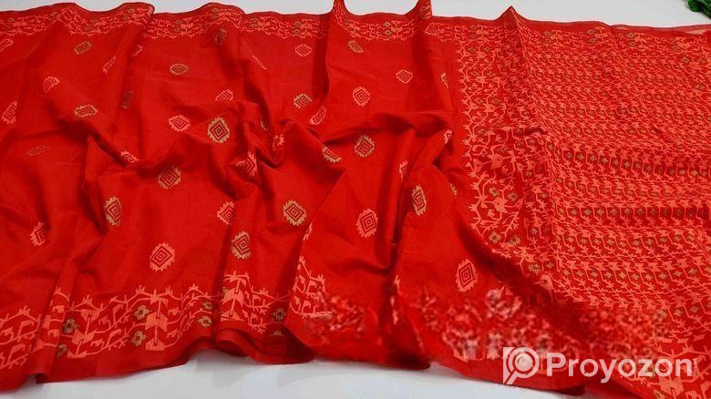 মেয়েদের শাড়ী